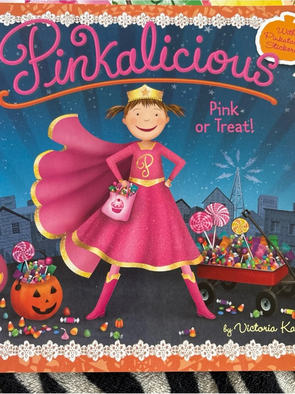 Scholastic Pinkalicious Picture Book Set - Pink, Purple, Yellow, Green